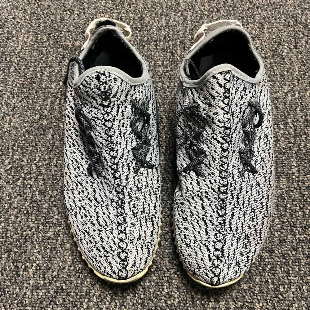 AUTHENTIC Yeezy Boost 350 'Turtle Dove' Men’s Size 11.5